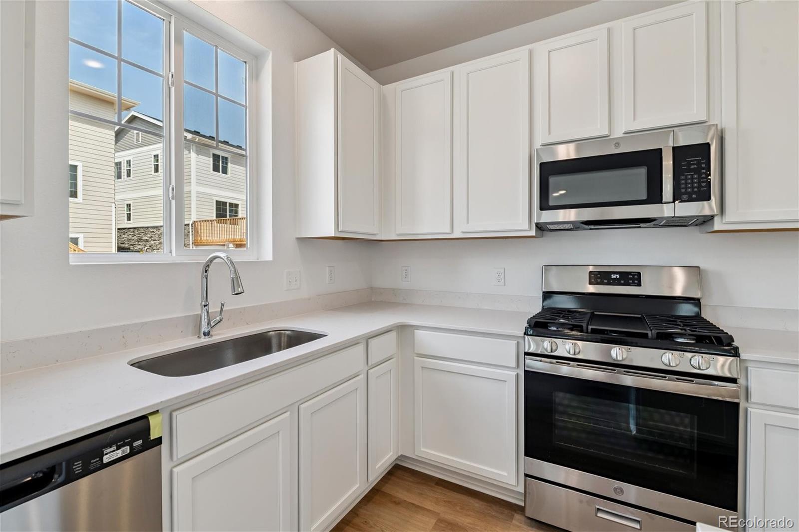 469 S Salida Street Aurora CO 80017