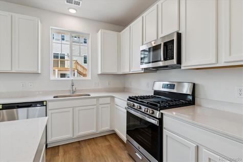 469 S Salida Street Aurora CO 80017