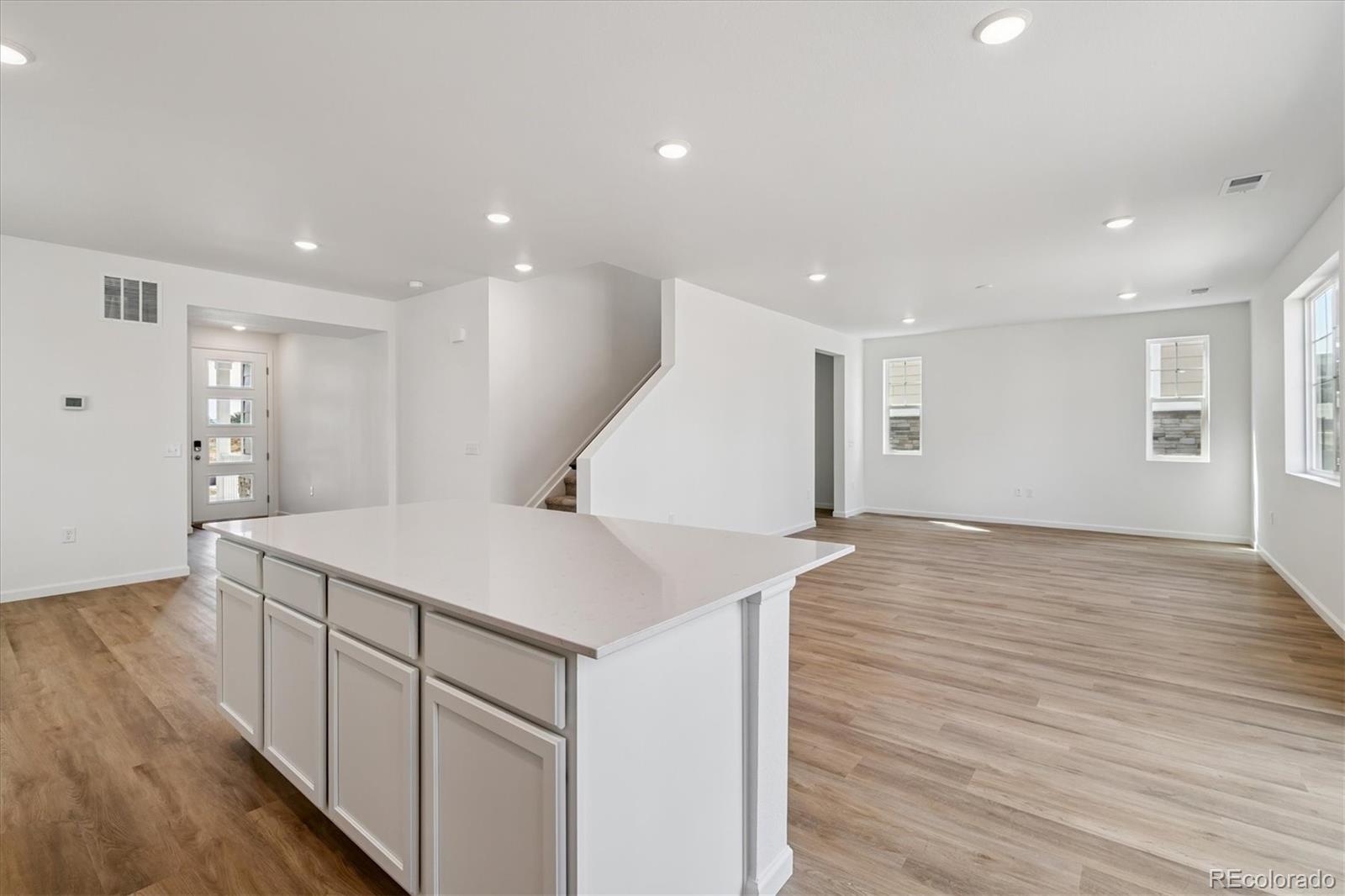 469 S Salida Street Aurora CO 80017