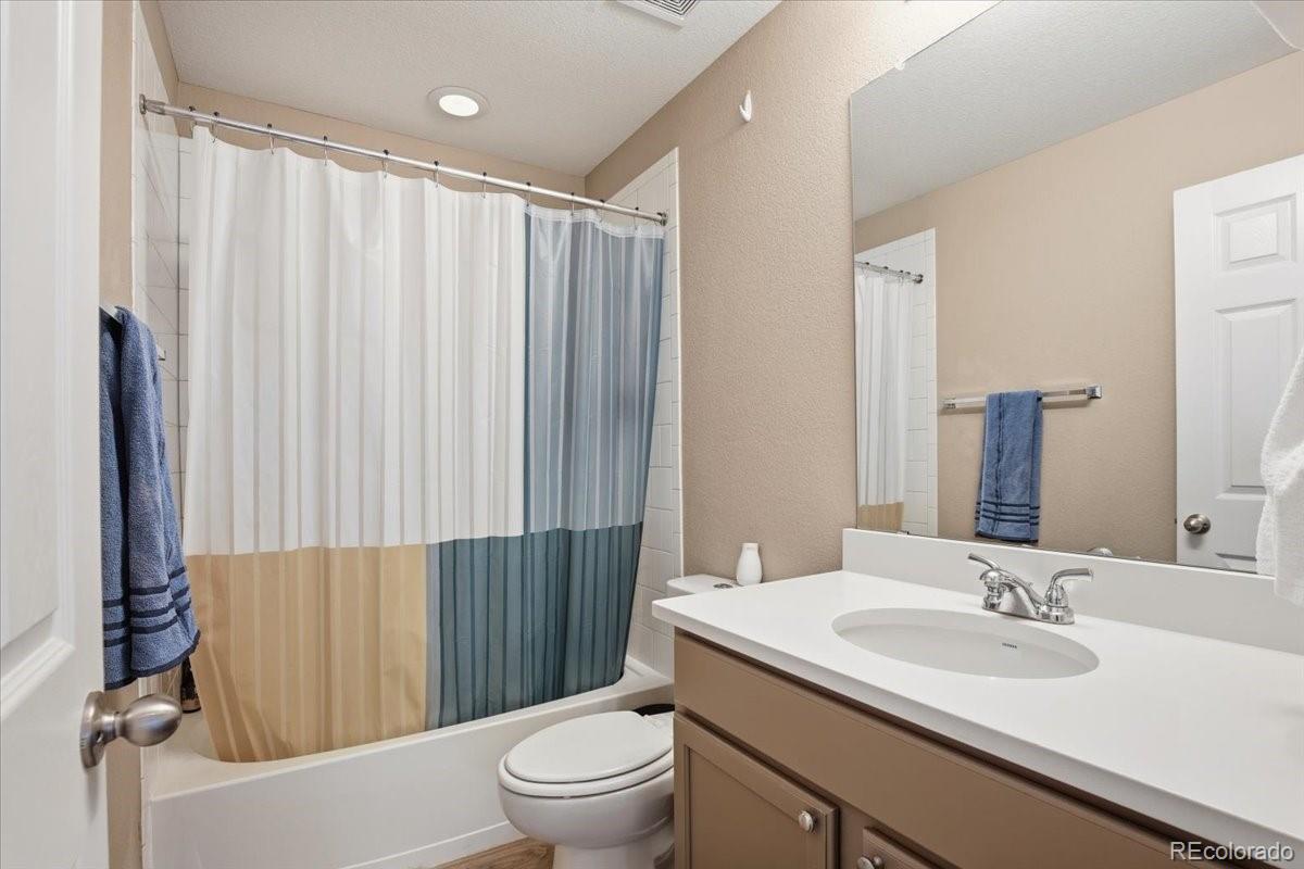 25562 E Bayaud Place Aurora CO 80018