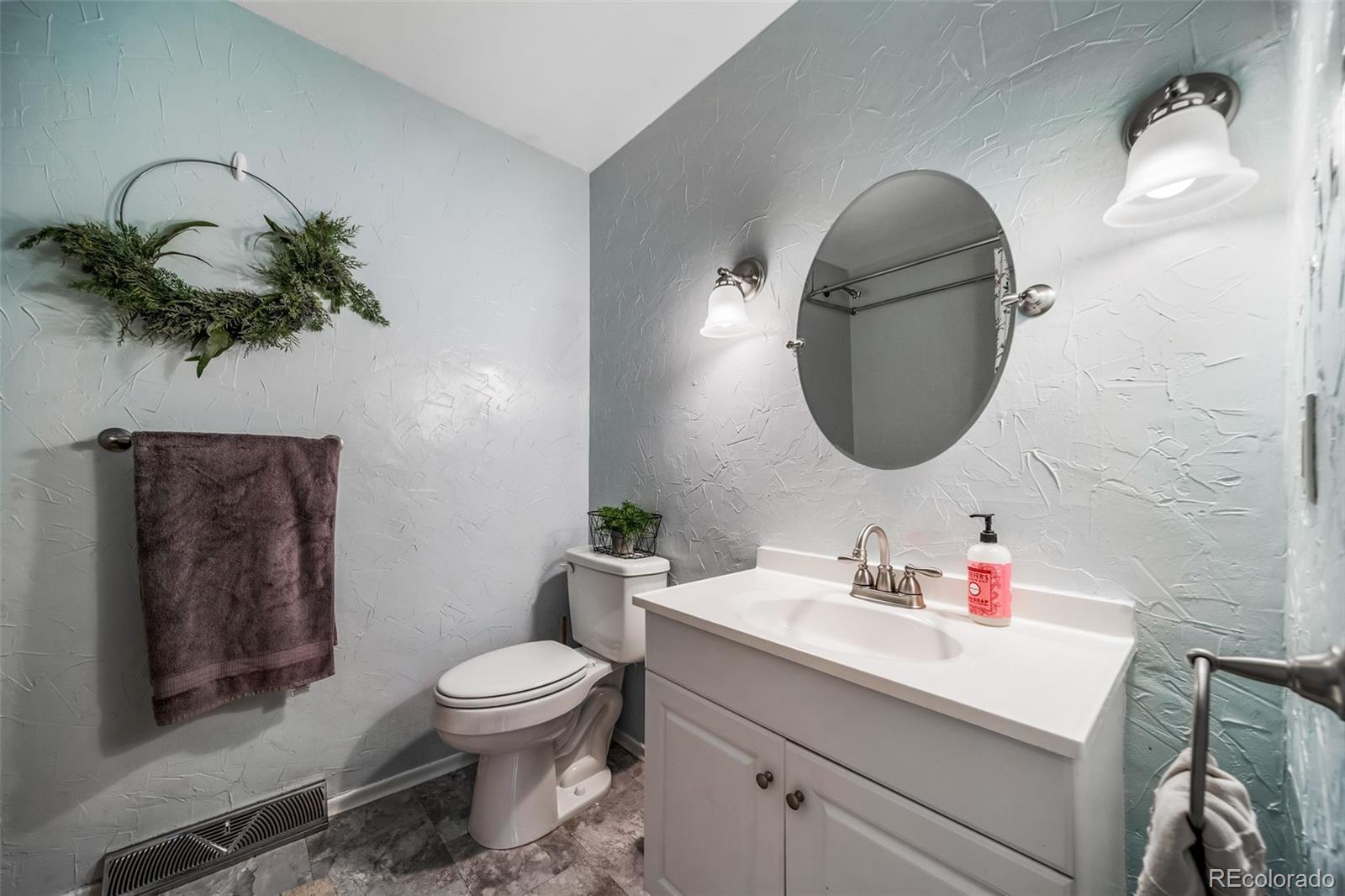 9837 W Arizona Avenue Lakewood CO 80232