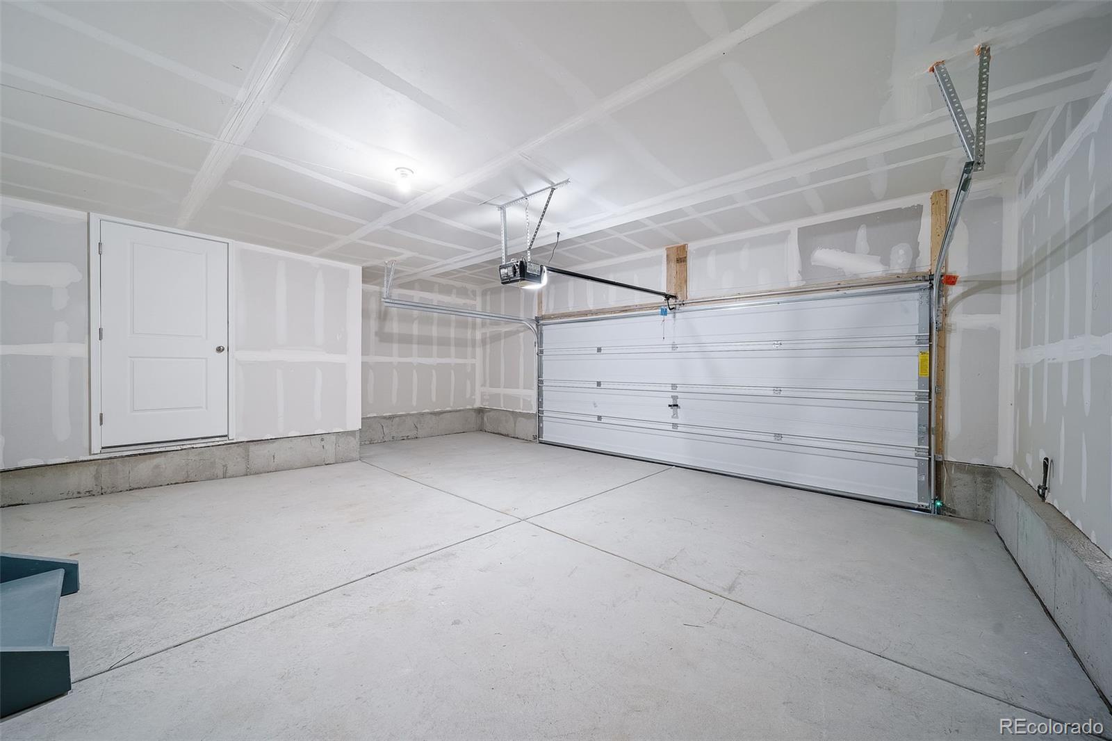 46571 Gold Prairie Drive Bennett CO 80102