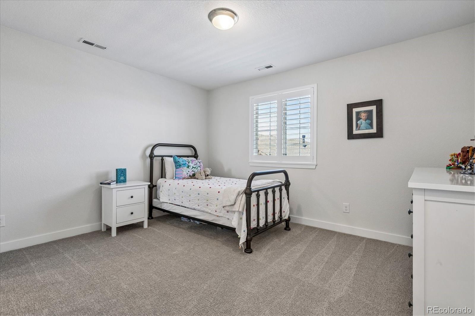 9555 Williamsburg Street Littleton CO 80125