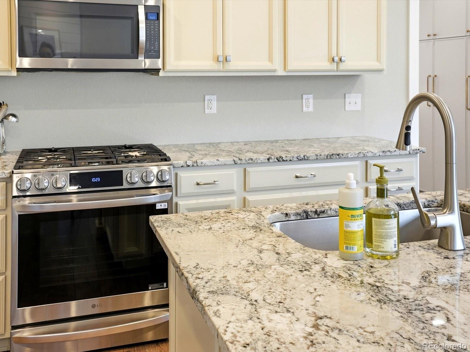 16919 W 86th Place Arvada CO 80007