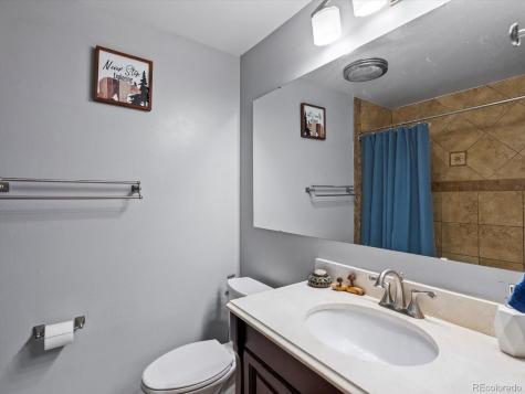 1425 S Welch Circle Lakewood CO 80228