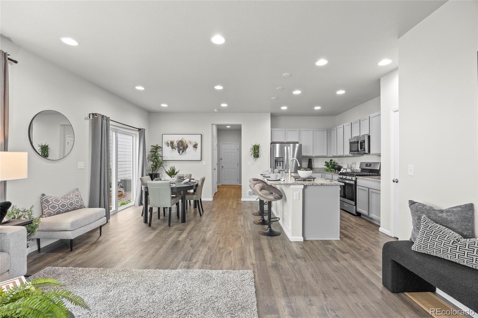 6643 N Danube Way Denver CO 80249