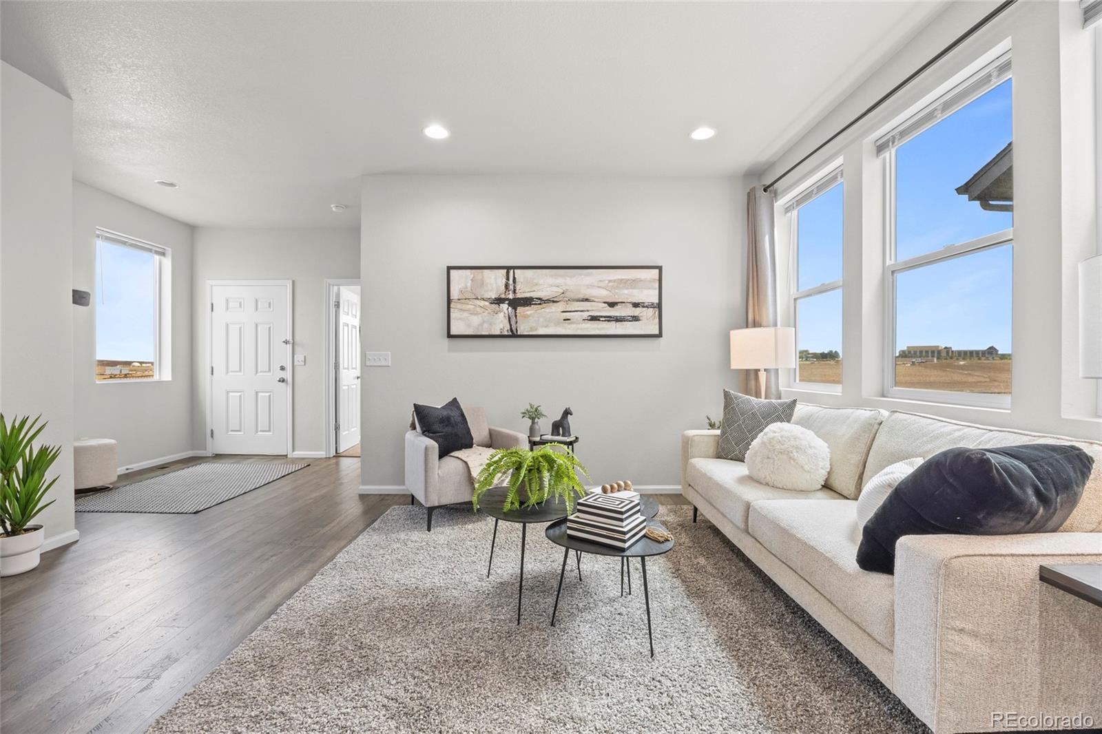 6643 N Danube Way Denver CO 80249