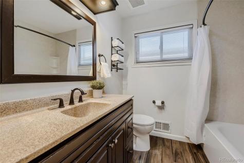 910 E Briarwood Circle Centennial CO 80122
