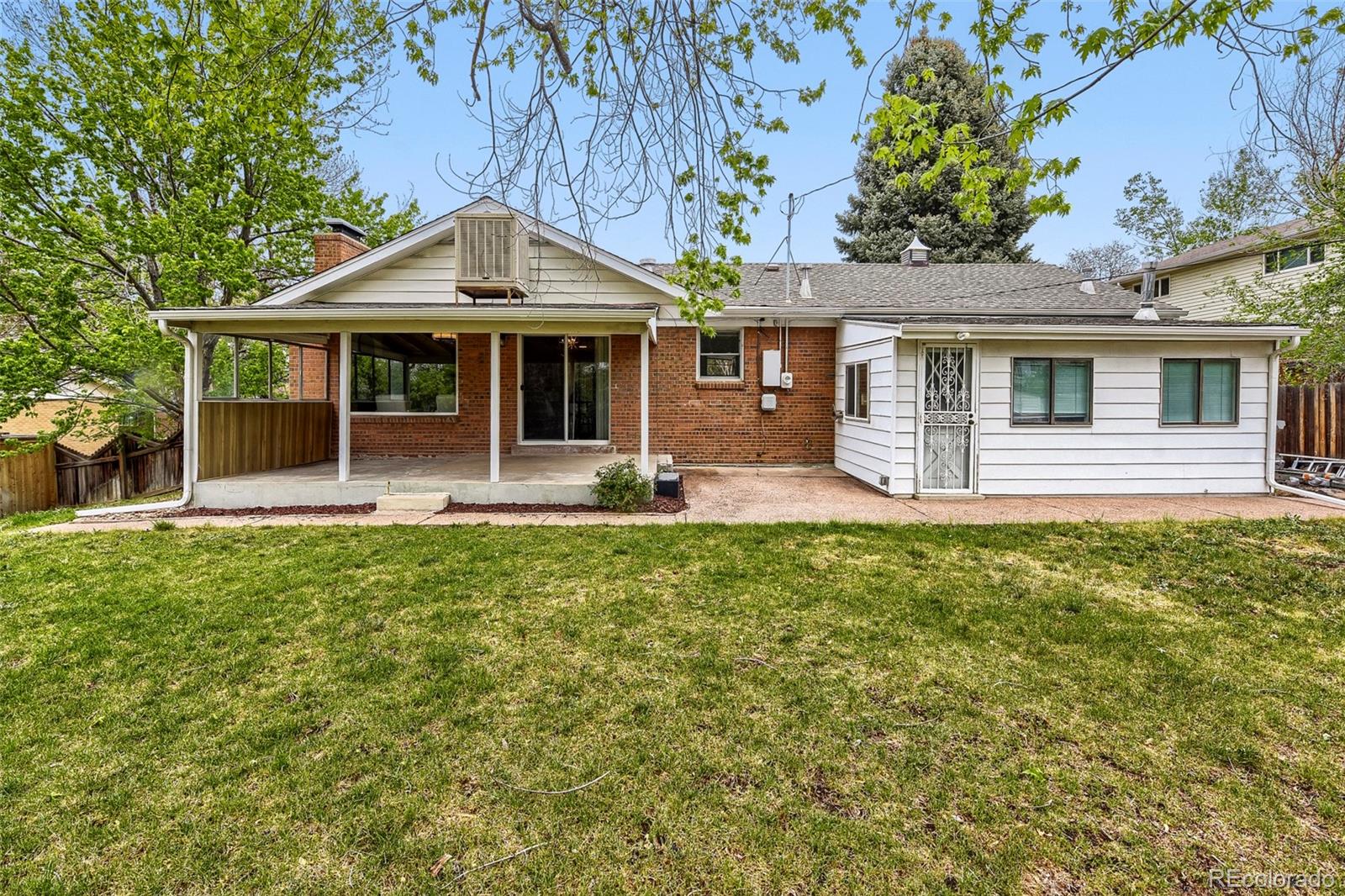 910 E Briarwood Circle Centennial CO 80122