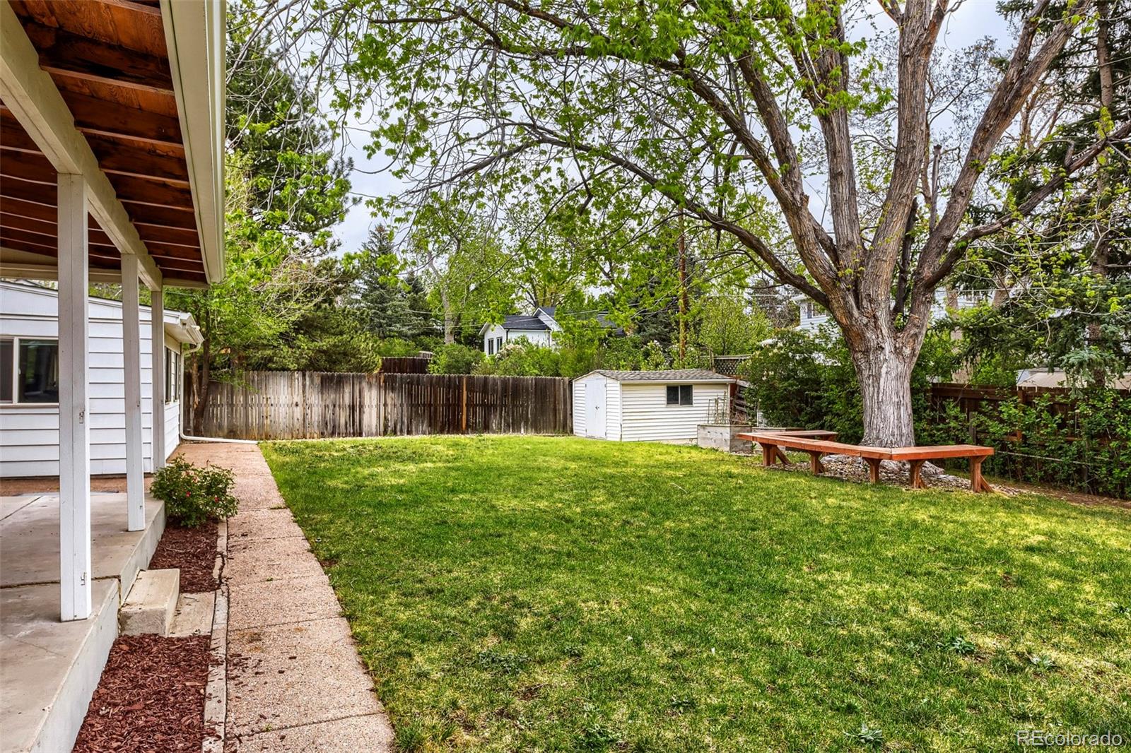910 E Briarwood Circle Centennial CO 80122