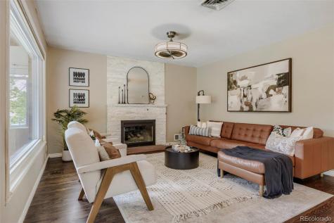 910 E Briarwood Circle Centennial CO 80122