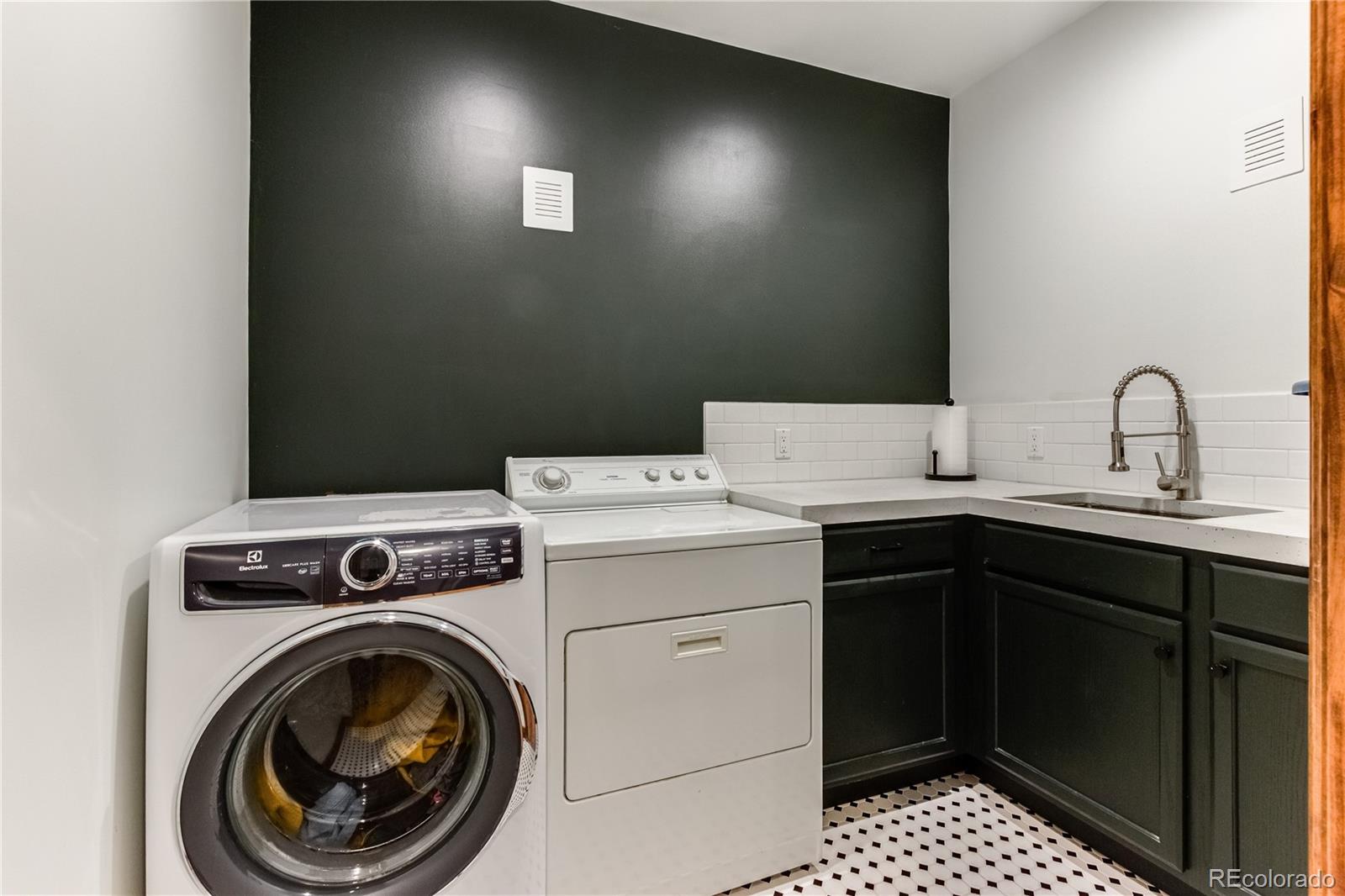 47 Wykagyl Circle Westcliffe CO 81252