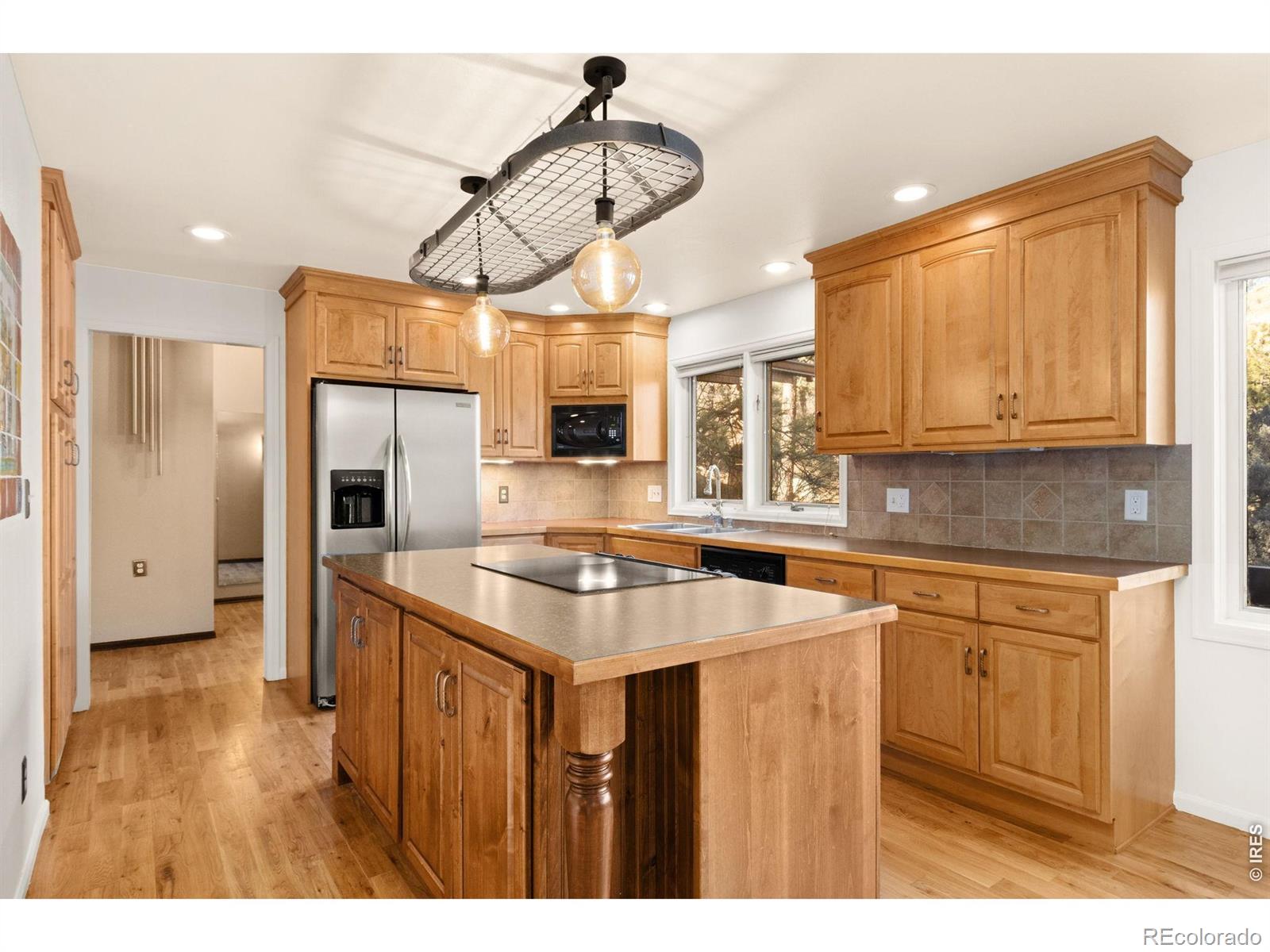 31 Kings Canyon Road Bellvue CO 80512