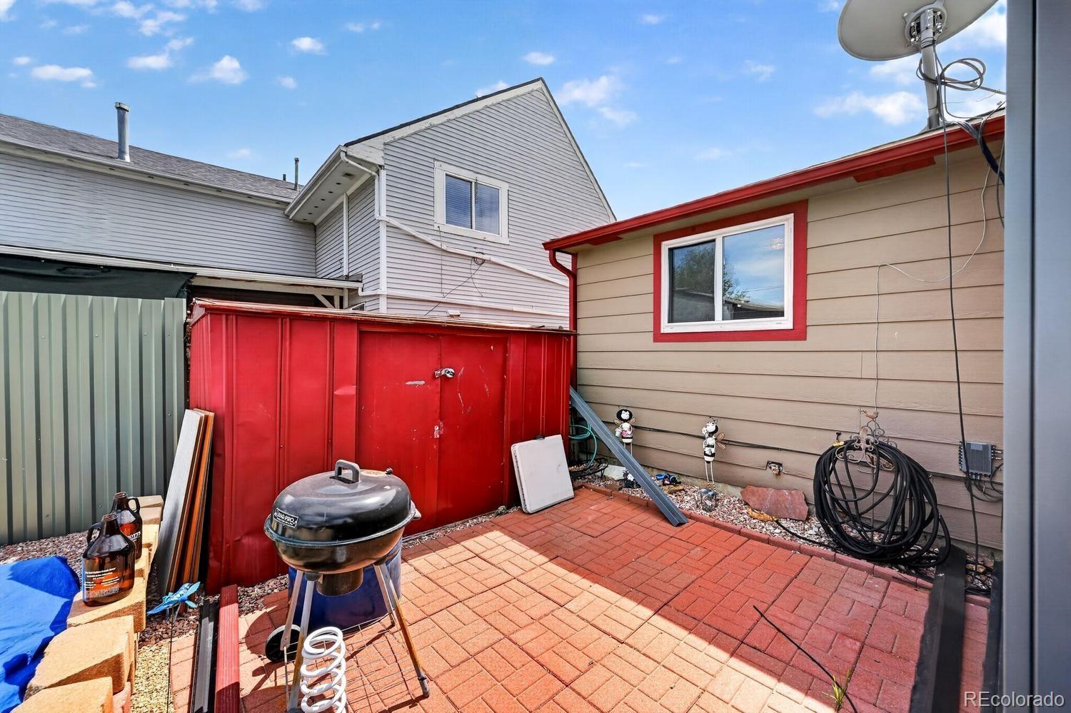 5961 E 81st Avenue Dupont CO 80024
