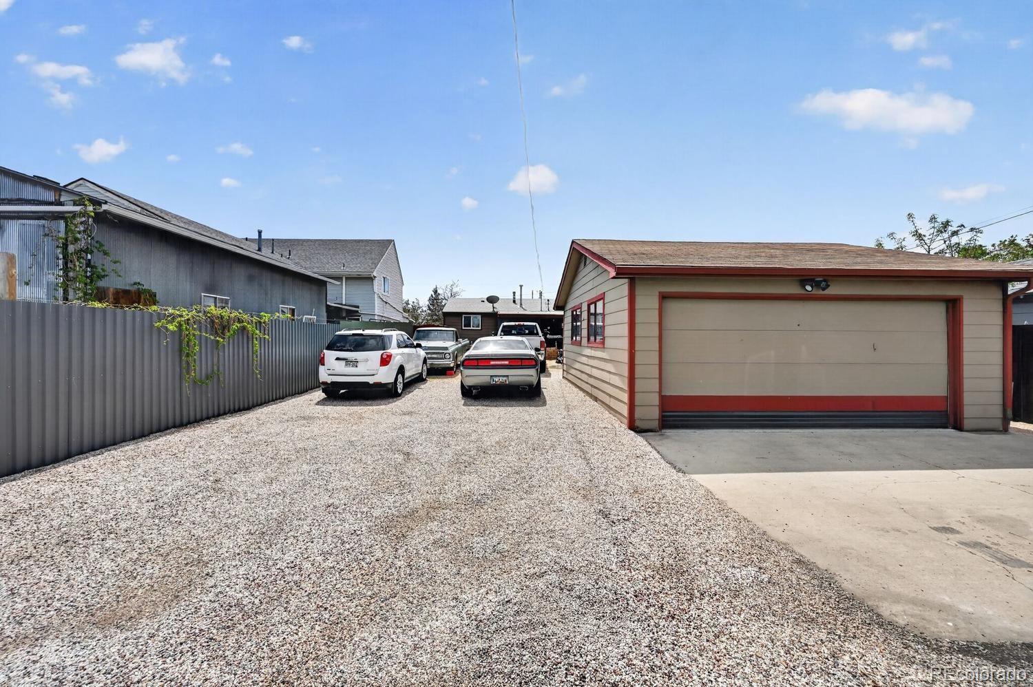 5961 E 81st Avenue Dupont CO 80024