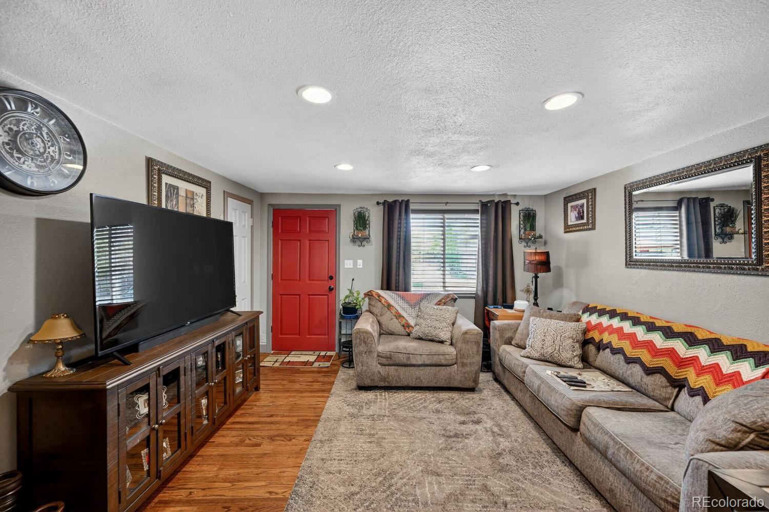 5961 E 81st Avenue Dupont CO 80024