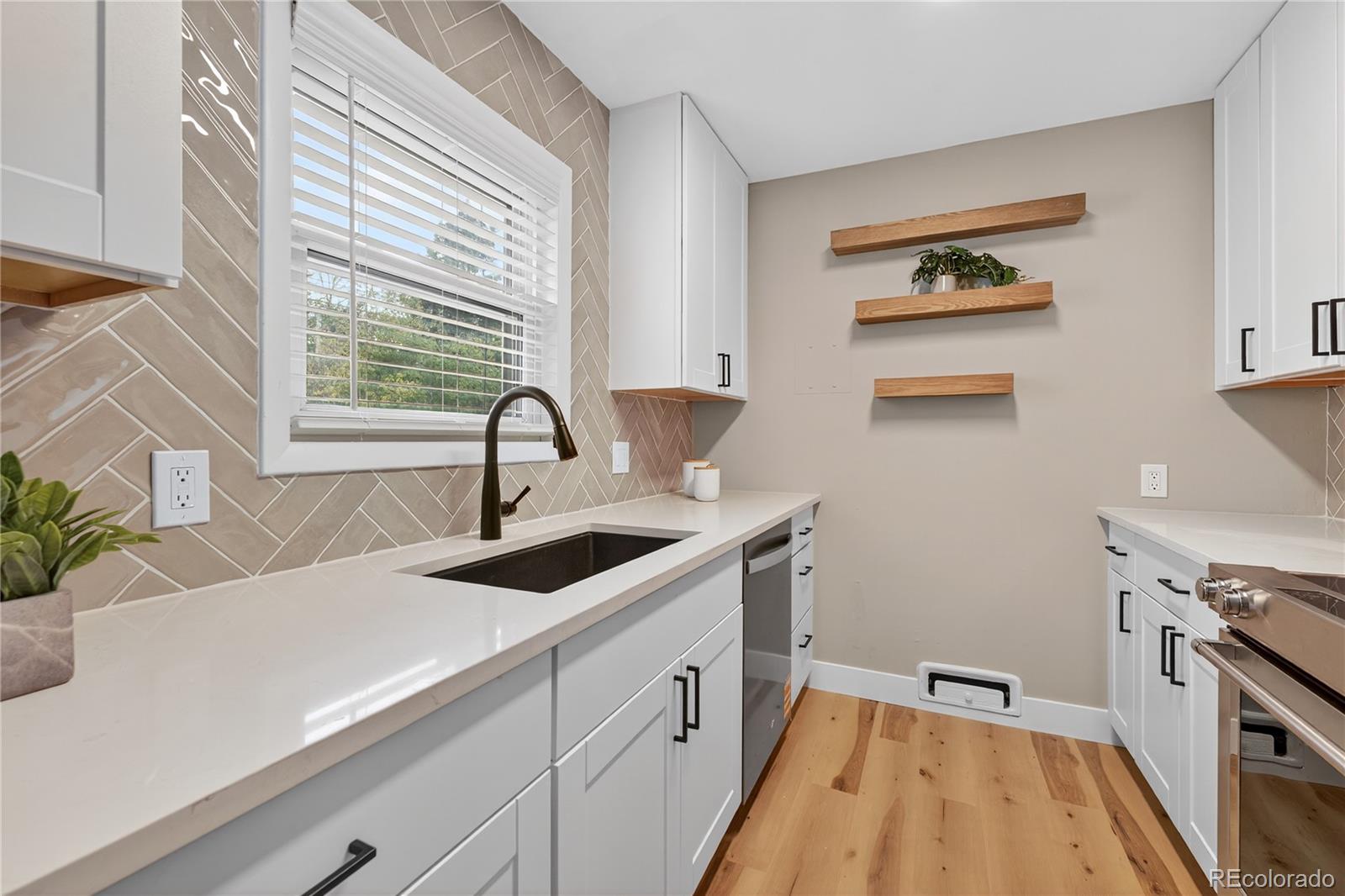 4910 E Missouri Avenue Denver CO 80246