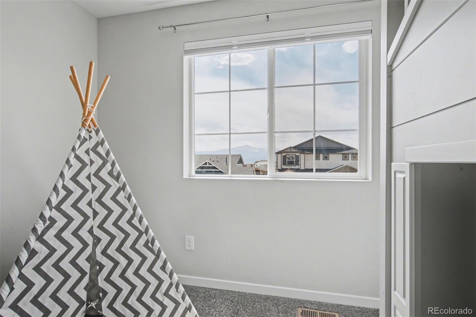 10105 Thrive Lane Colorado Springs CO 80924