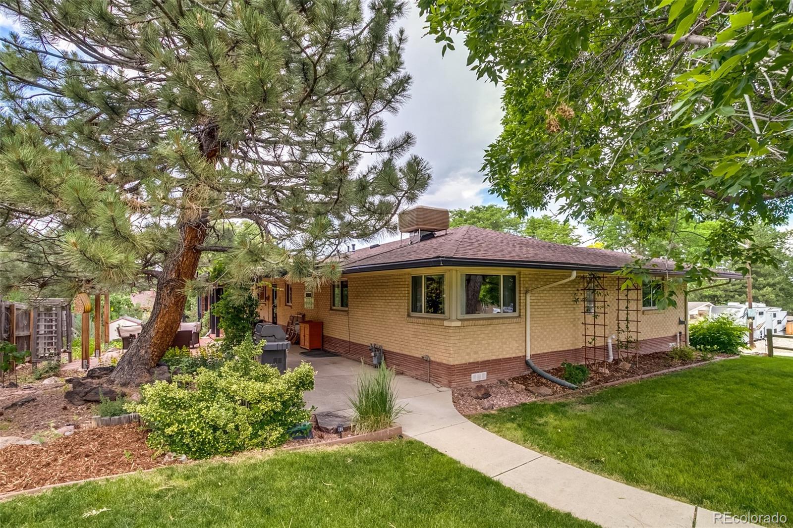 9650 W 35th Avenue Wheat Ridge CO 80033