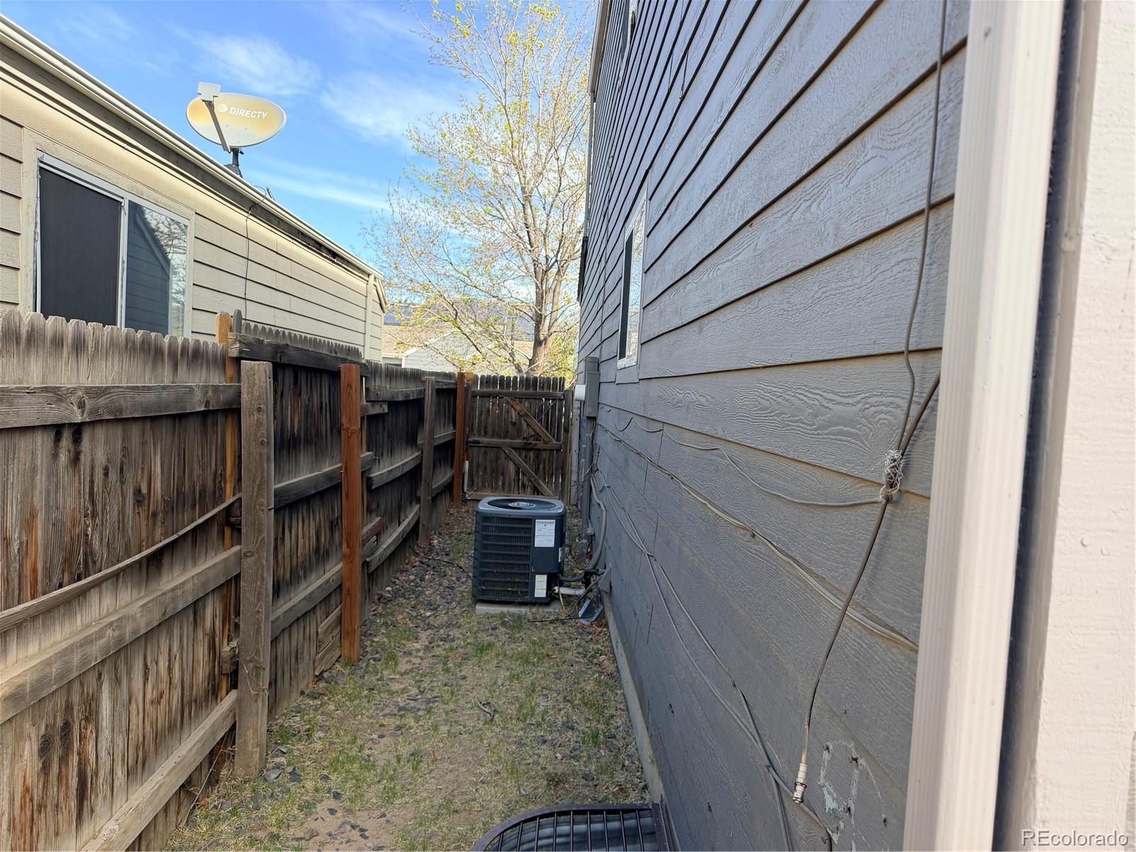 19106 E Carmel Circle Aurora CO 80011