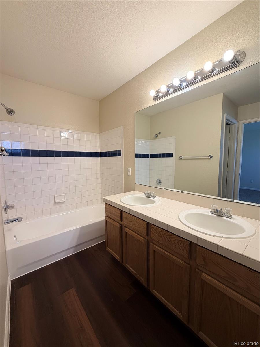 19106 E Carmel Circle Aurora CO 80011