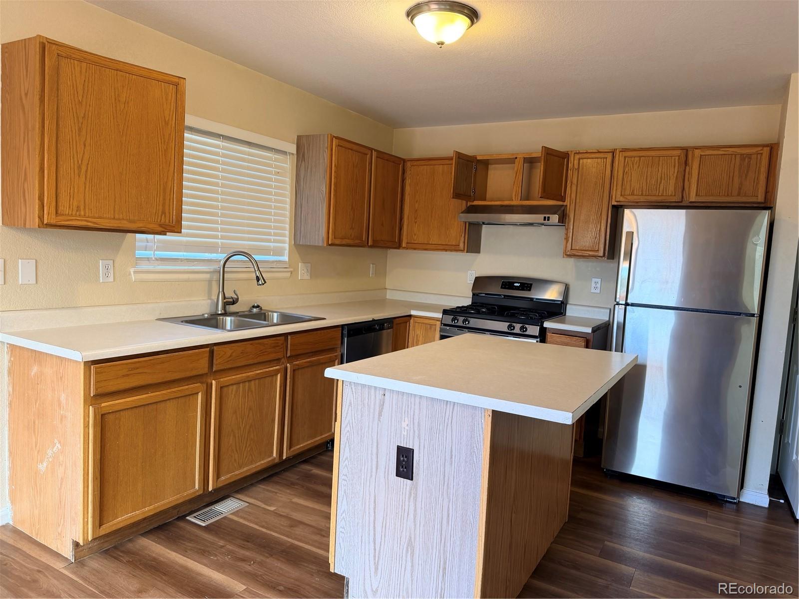 19106 E Carmel Circle Aurora CO 80011
