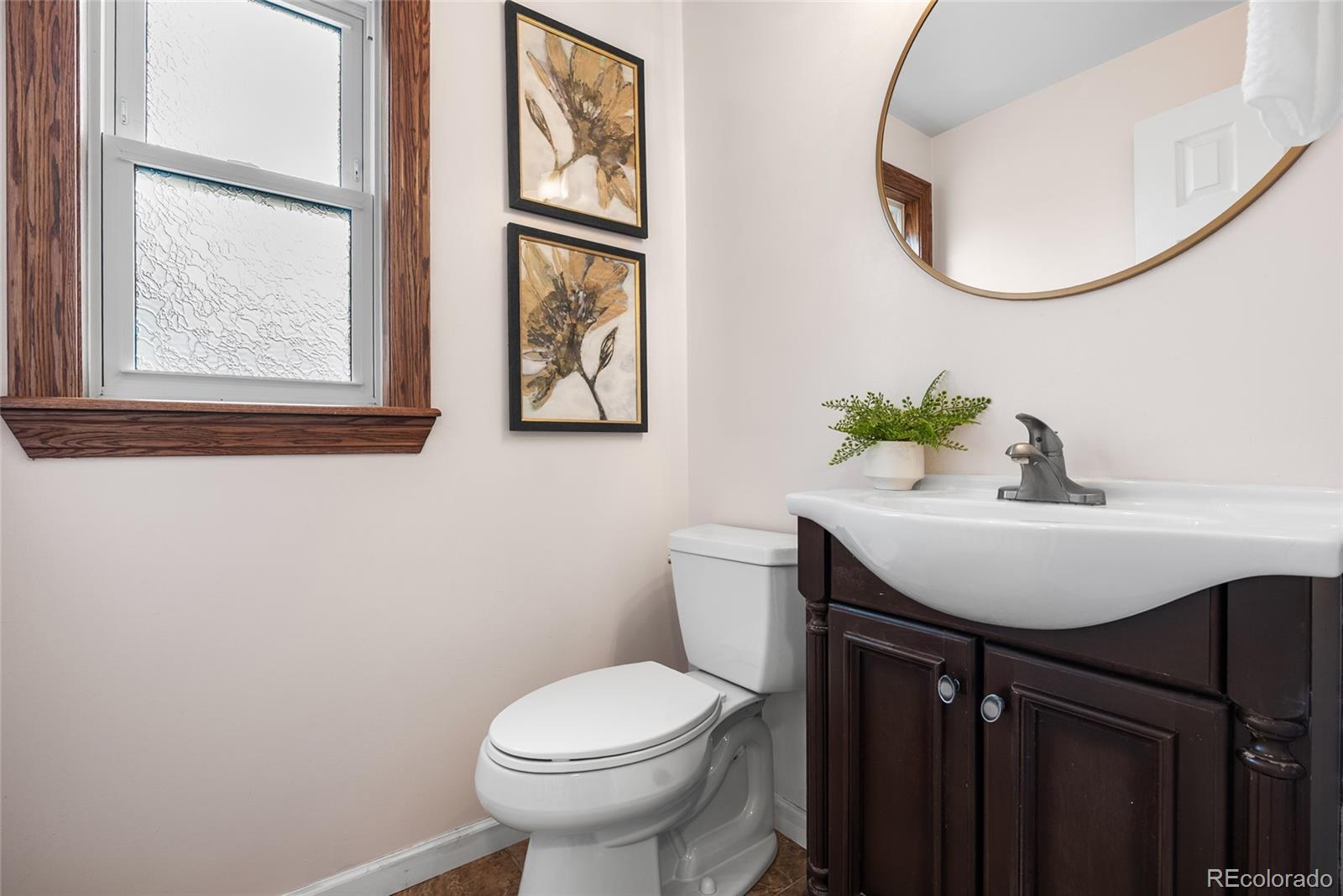 1975 S Kearney Way Denver CO 80224