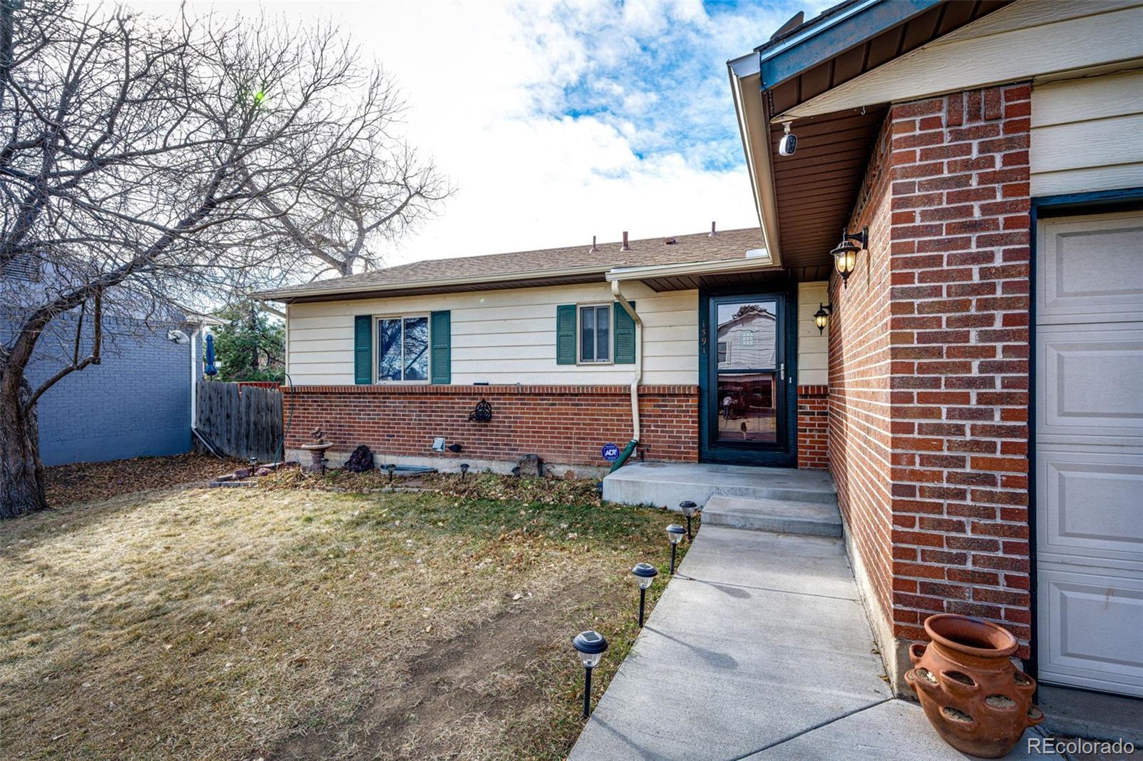 1591 S Dawson Street Aurora CO 80012