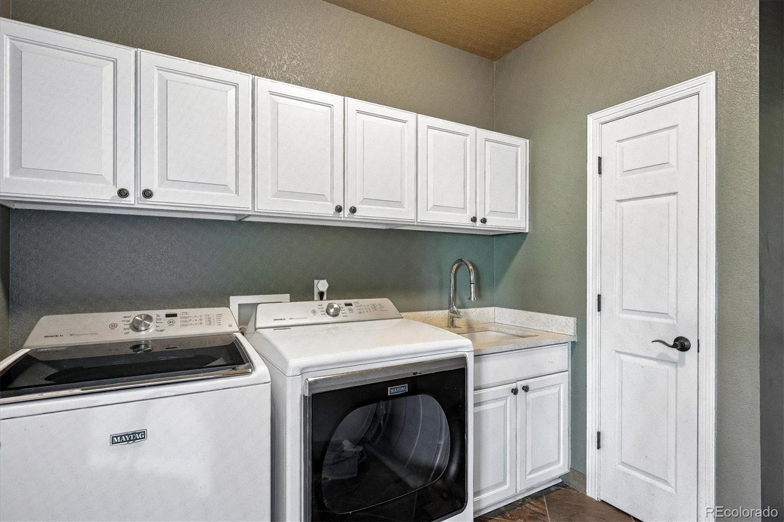 595 Leicester Lane Castle Pines CO 80108