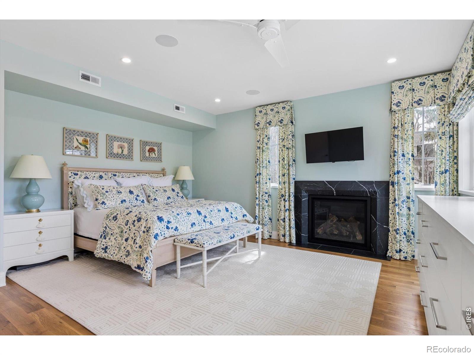 792 S High Street Denver CO 80209