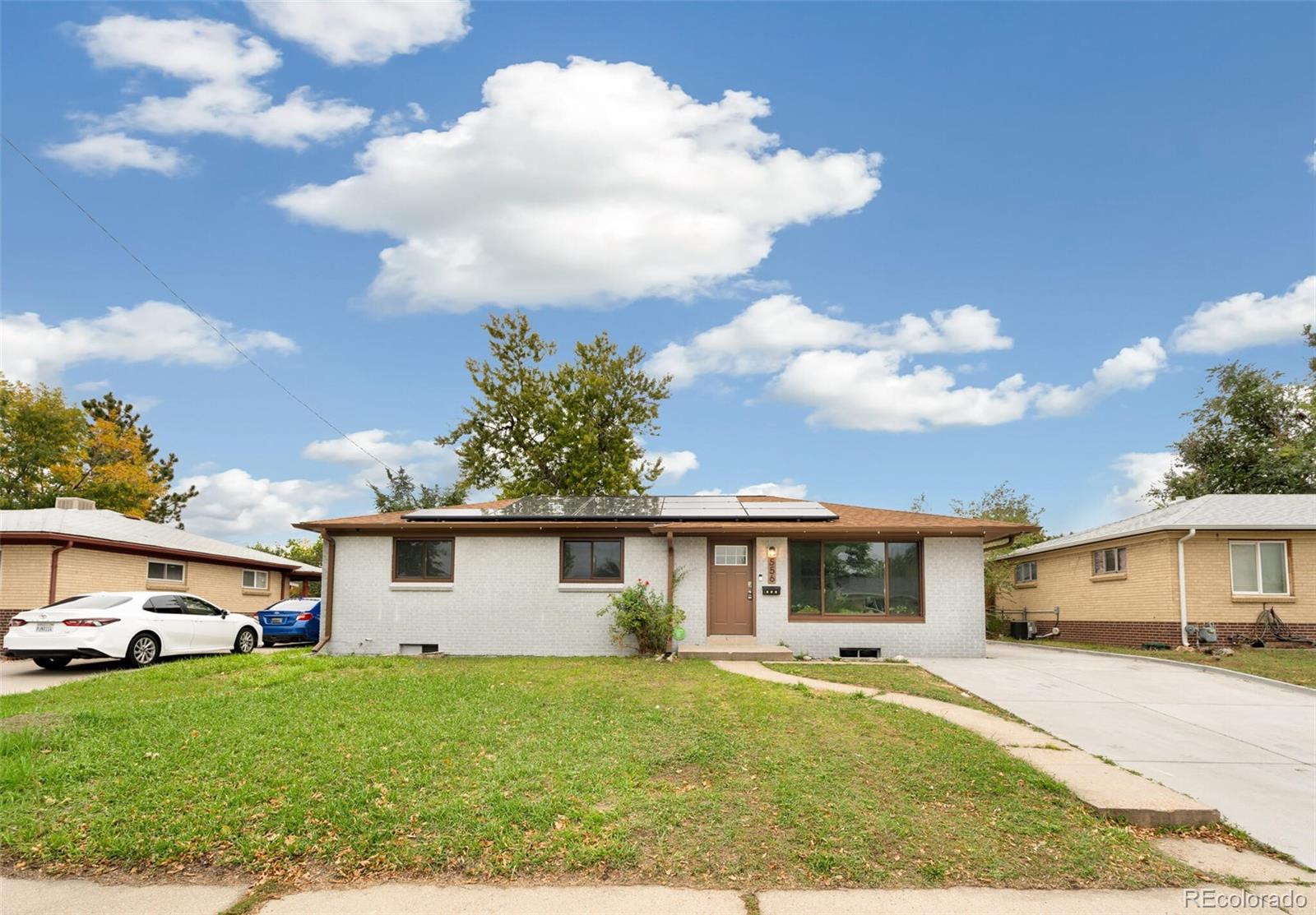 556 Empire Street Aurora CO 80010