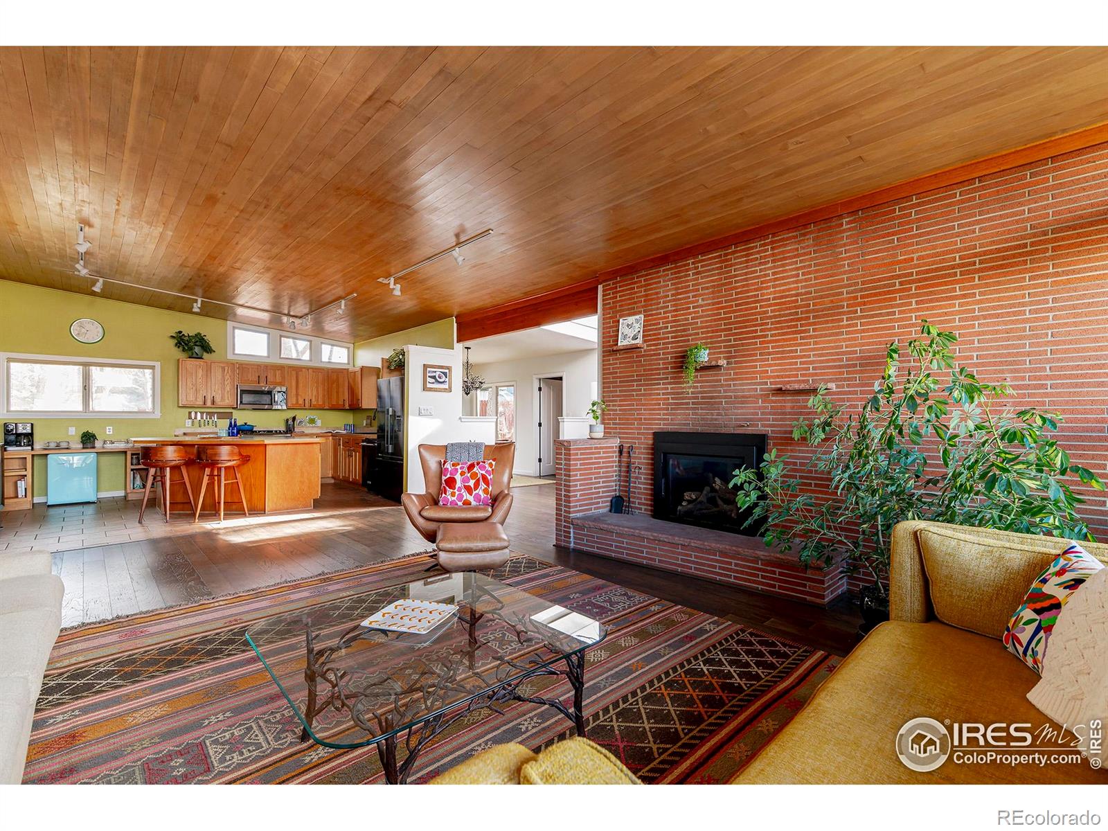 850 Dickens Court Longmont CO 80501