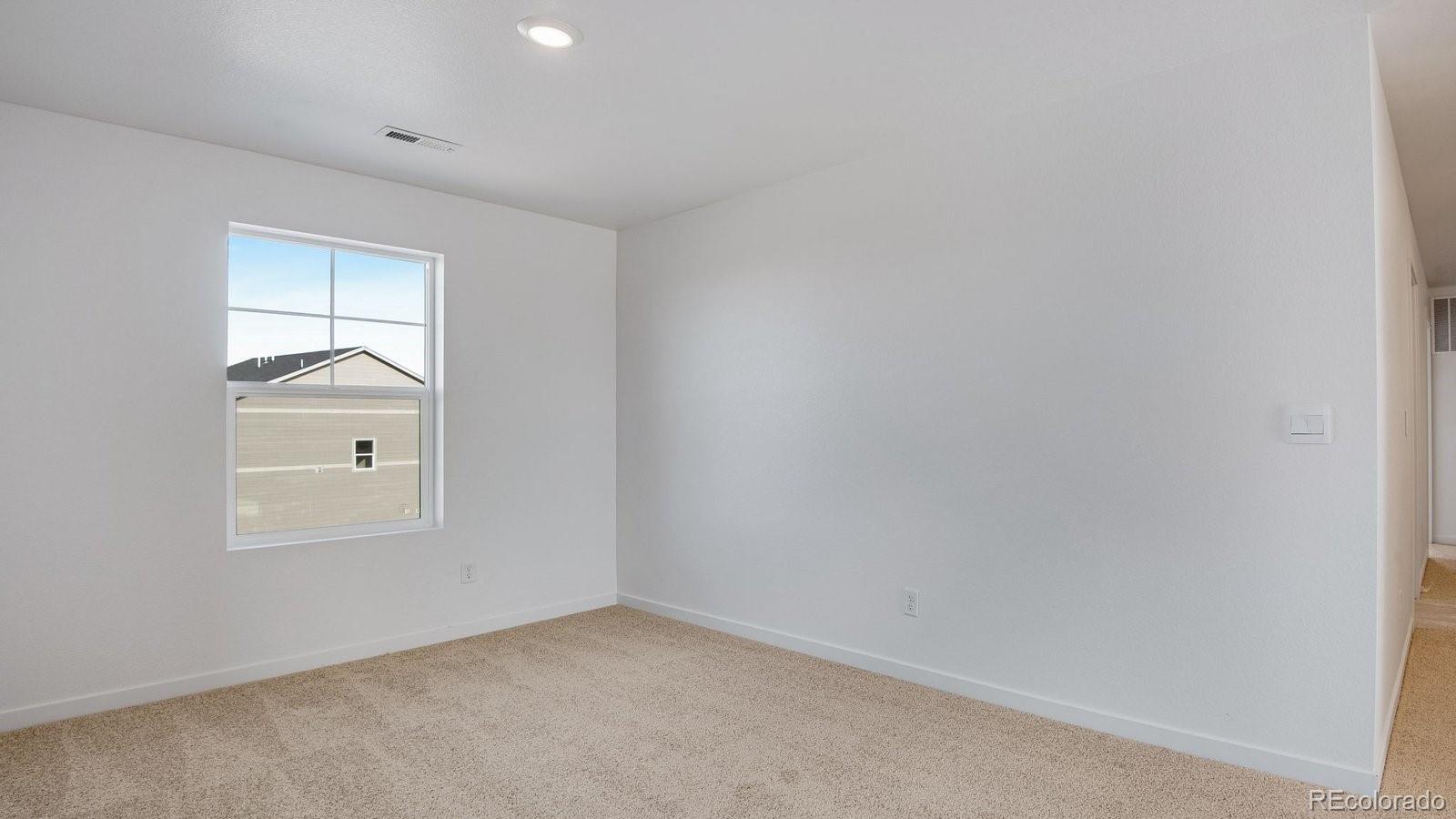 9855 Ceylon Court Commerce City CO 80022
