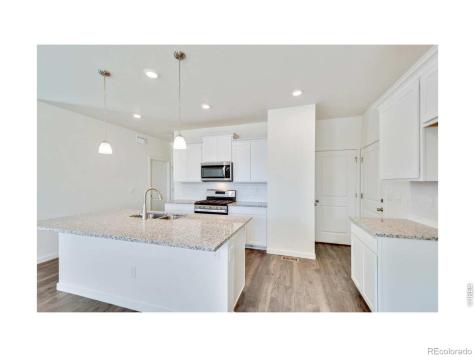 812 Trumpet Lane Windsor CO 80550