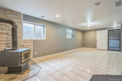 18 Clover Circle Colorado Springs CO 80906