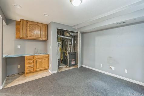 18 Clover Circle Colorado Springs CO 80906