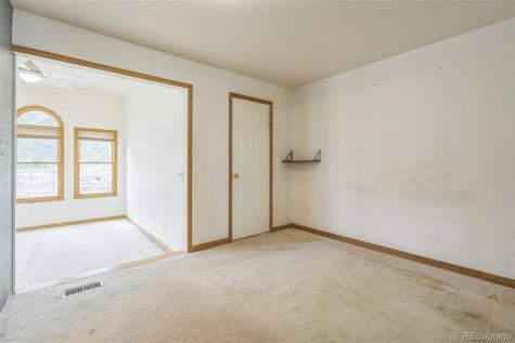 18 Clover Circle Colorado Springs CO 80906