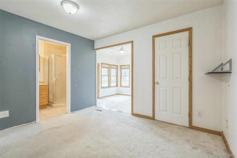 18 Clover Circle Colorado Springs CO 80906