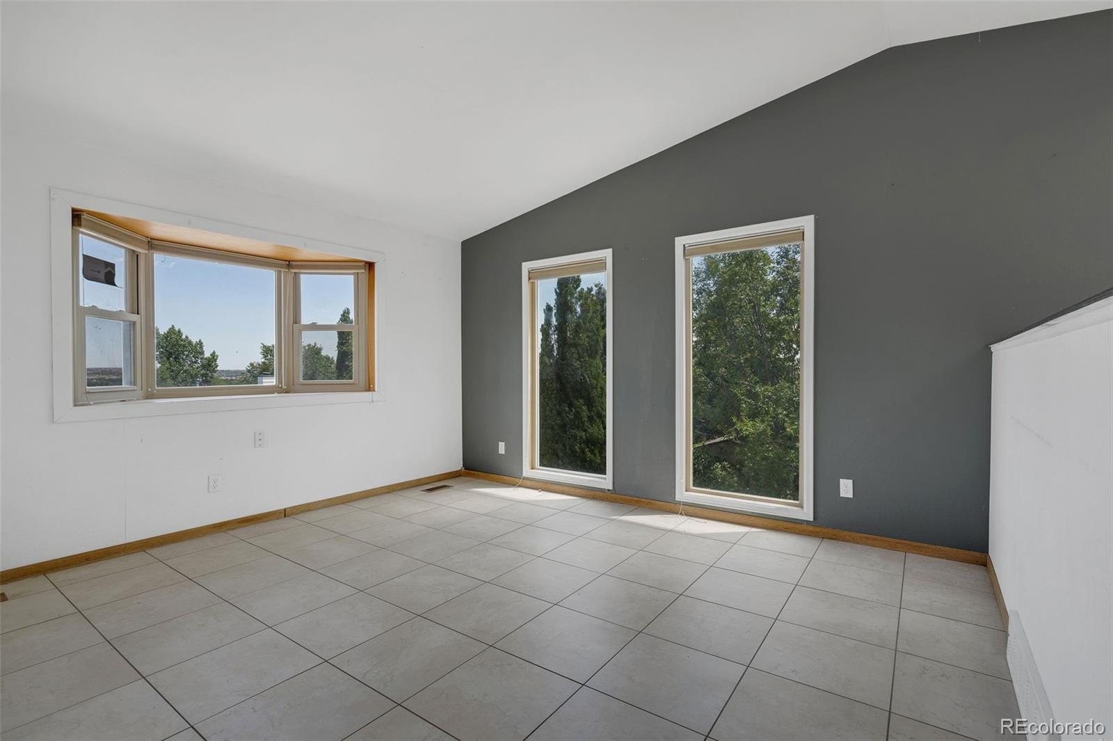 18 Clover Circle Colorado Springs CO 80906