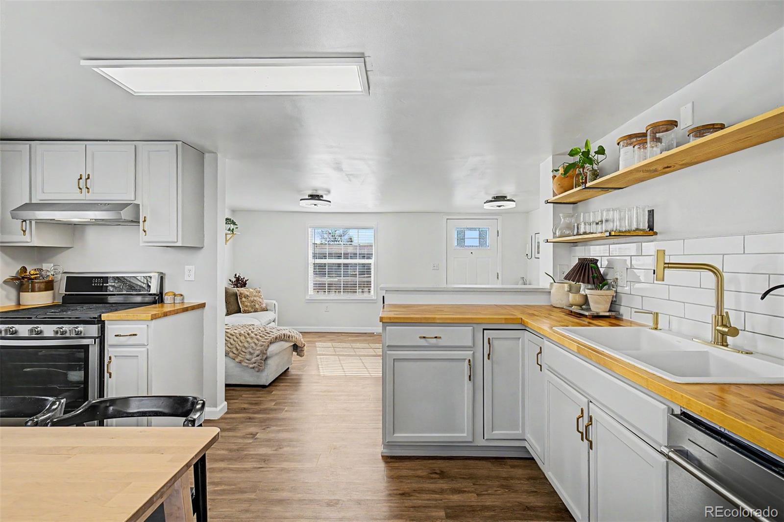 44 N 10th Avenue Brighton CO 80601