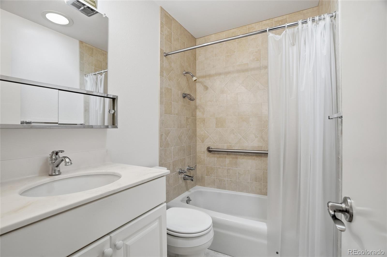 522 E Caley Drive Centennial CO 80121