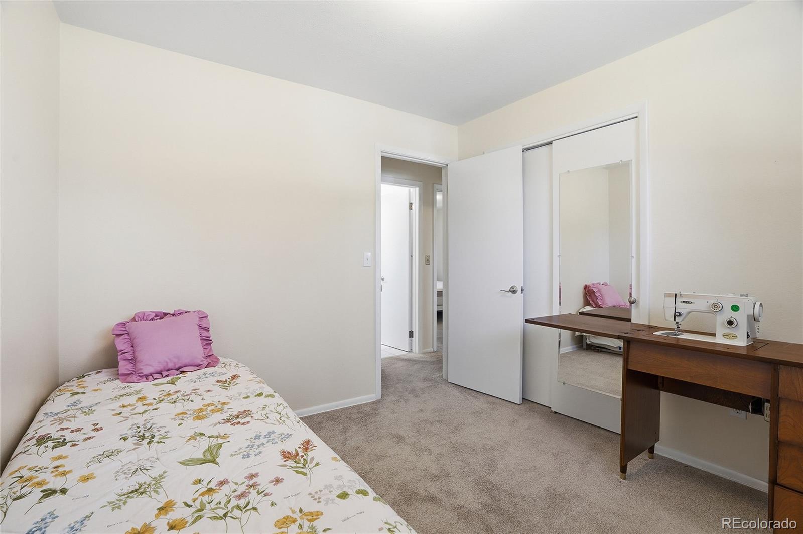 522 E Caley Drive Centennial CO 80121