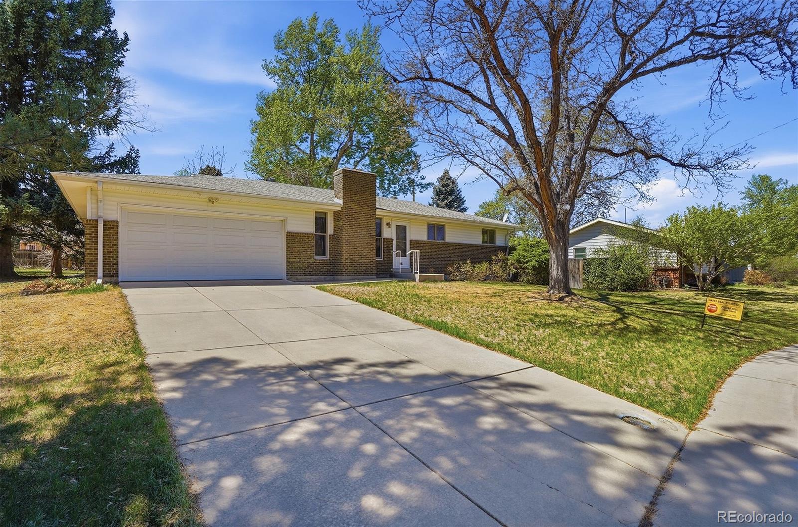 522 E Caley Drive Centennial CO 80121