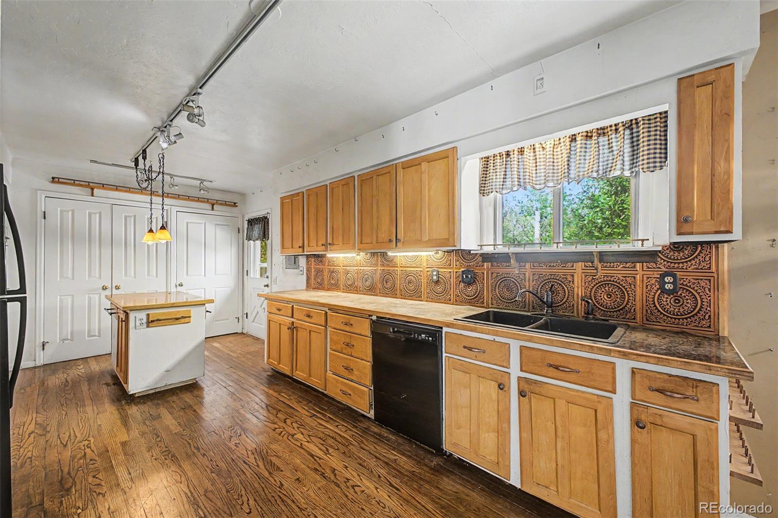 1600 Northwestern Road Longmont CO 80503