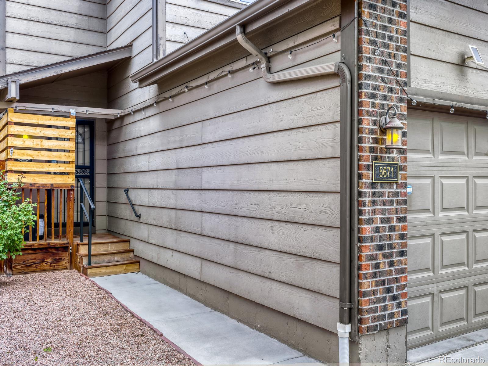 5671 W 71st Avenue Arvada CO 80003