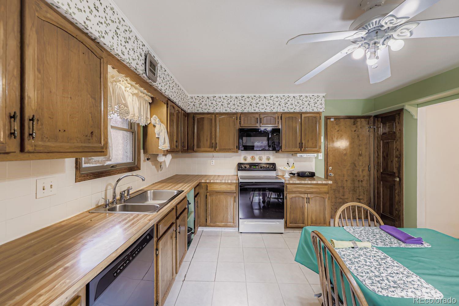 7855 Allison Court Arvada CO 80005