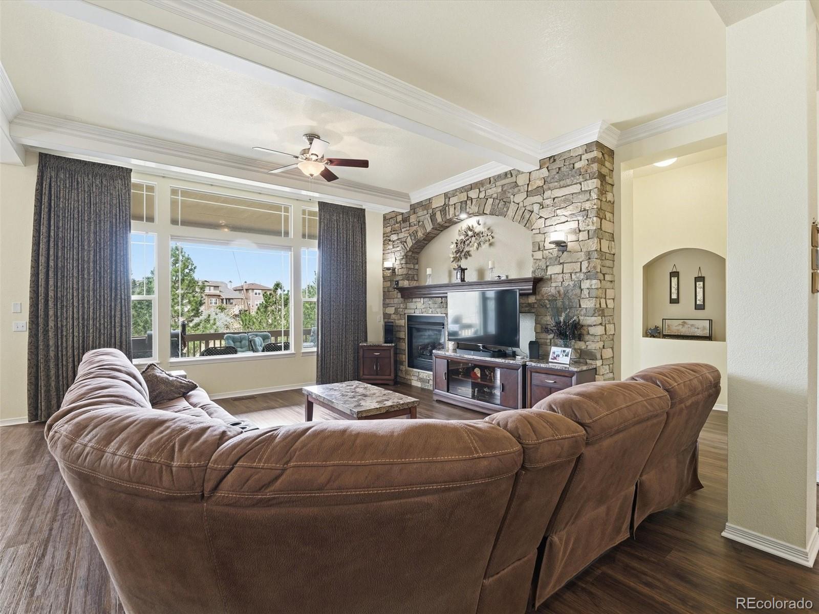 6945 S Robertsdale Way Aurora CO 80016