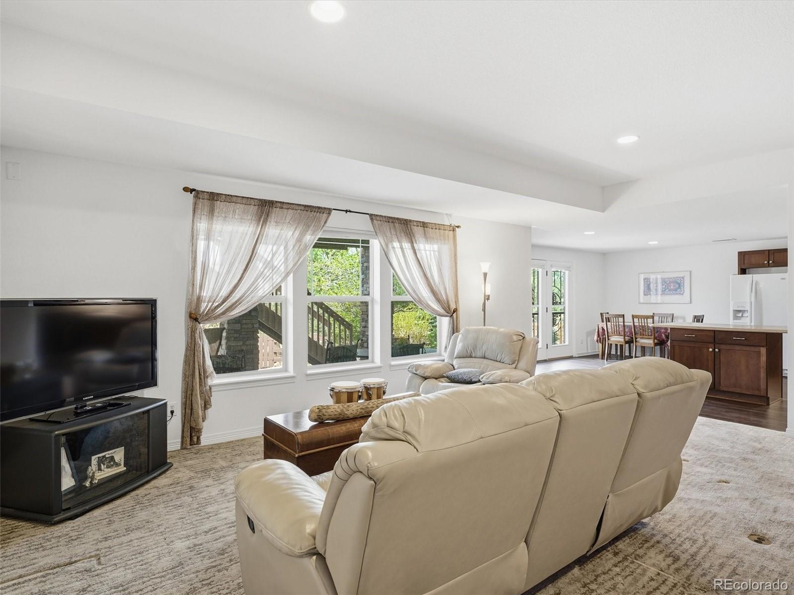 6945 S Robertsdale Way Aurora CO 80016