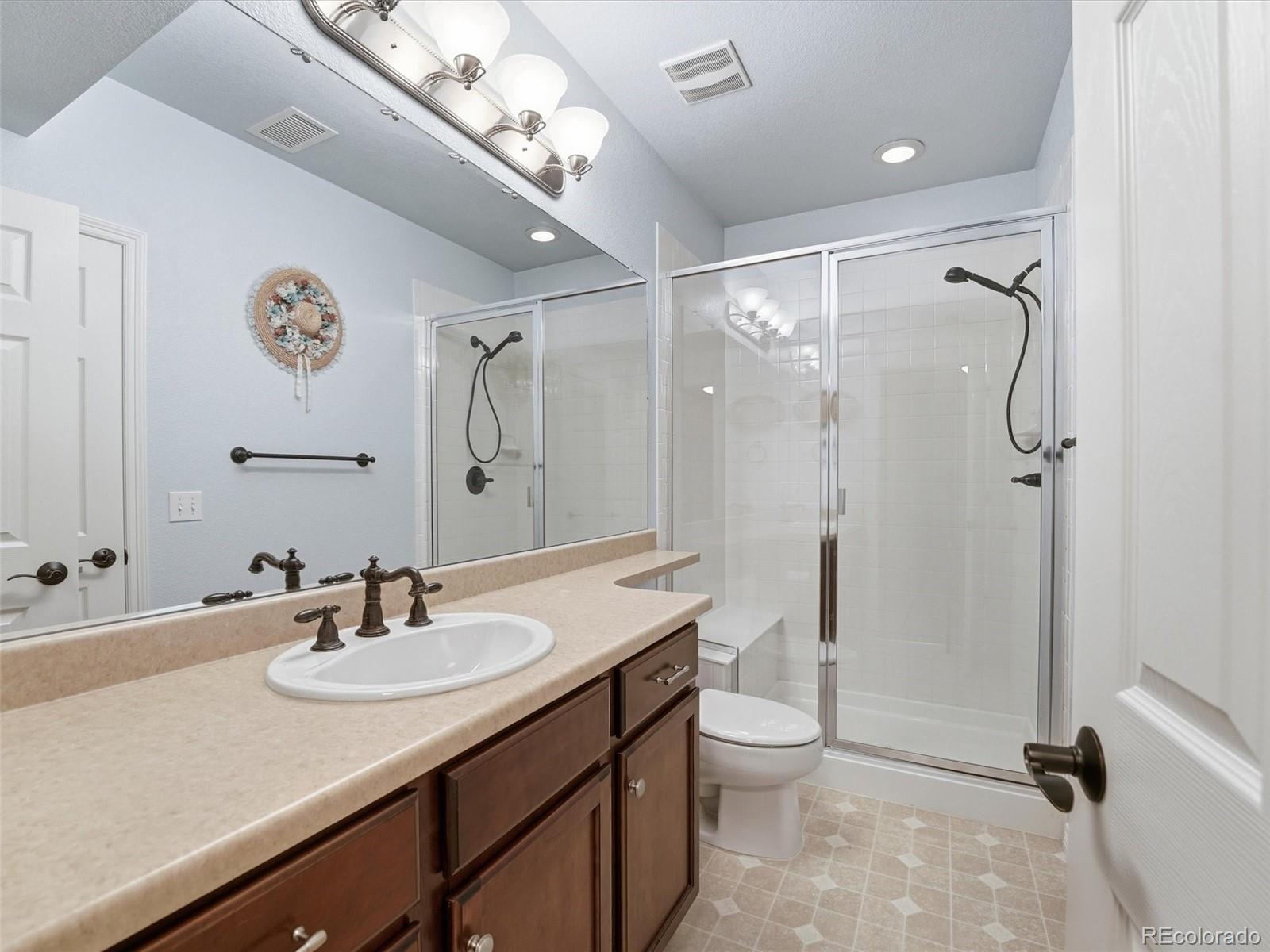 6945 S Robertsdale Way Aurora CO 80016