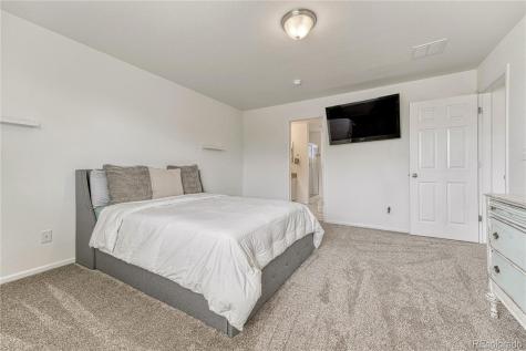 25586 E Maple Avenue Aurora CO 80018